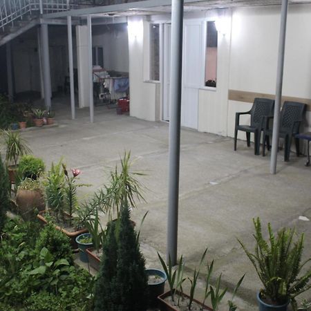 Guesthouse Levani Gori Extérieur photo